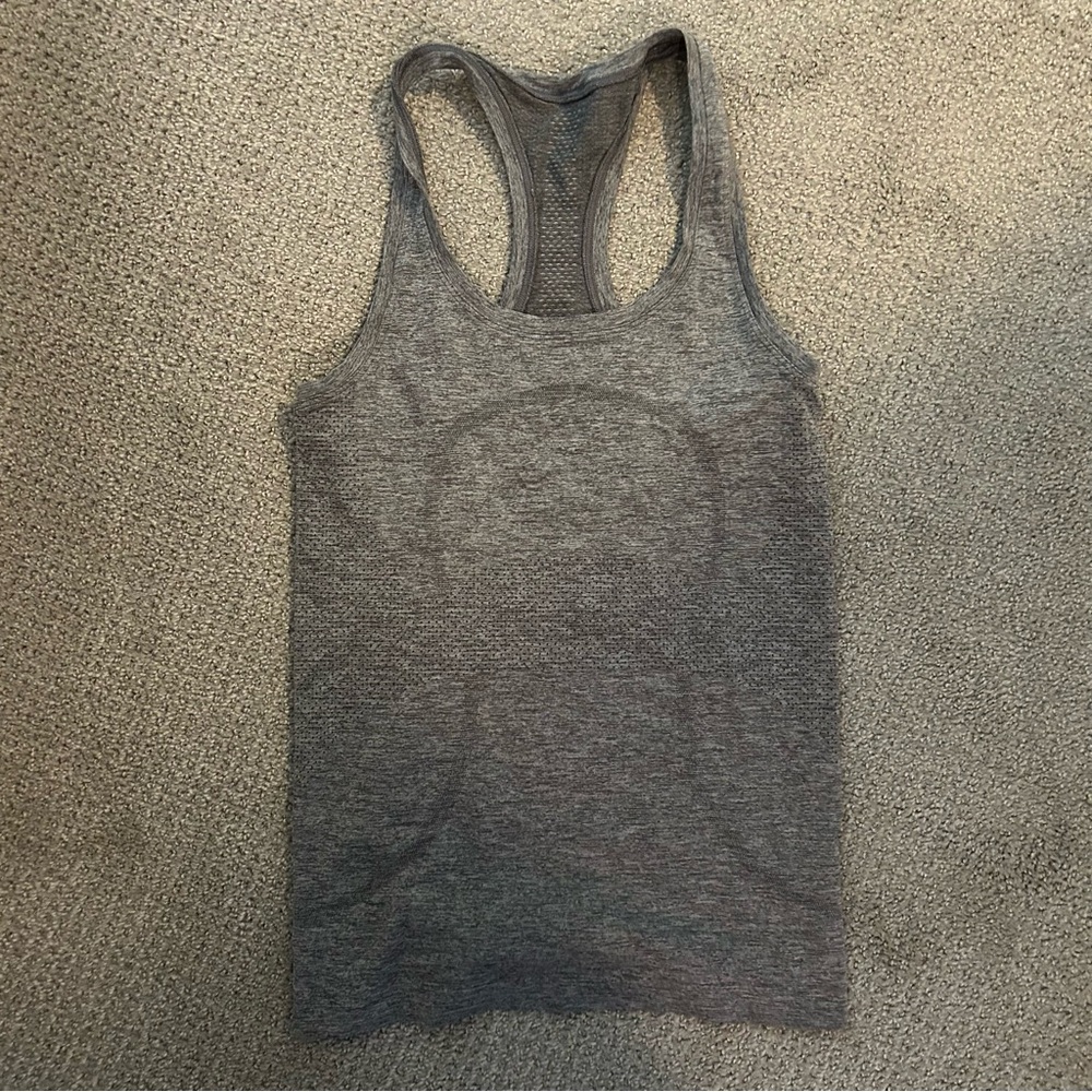 Lululemon run swiftly Peloton tank 4